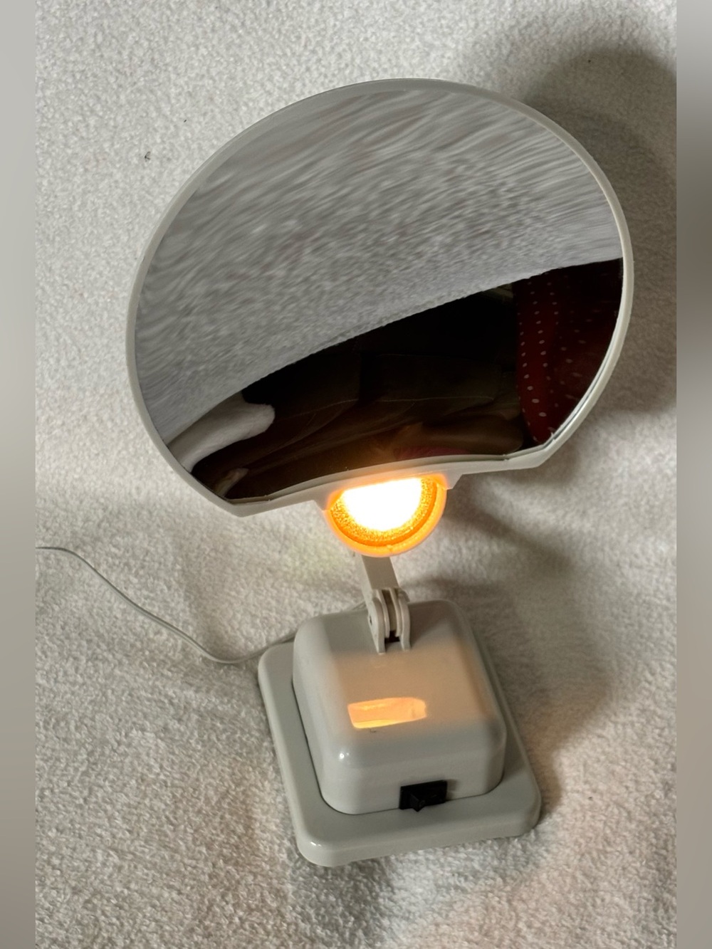 White Adjustable Lighted Vanity Mirror - Compact Table Mirror